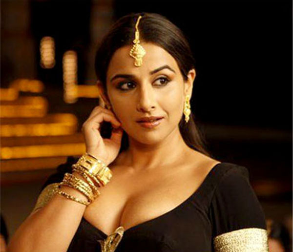 Vidya calls police after stalker reaches home